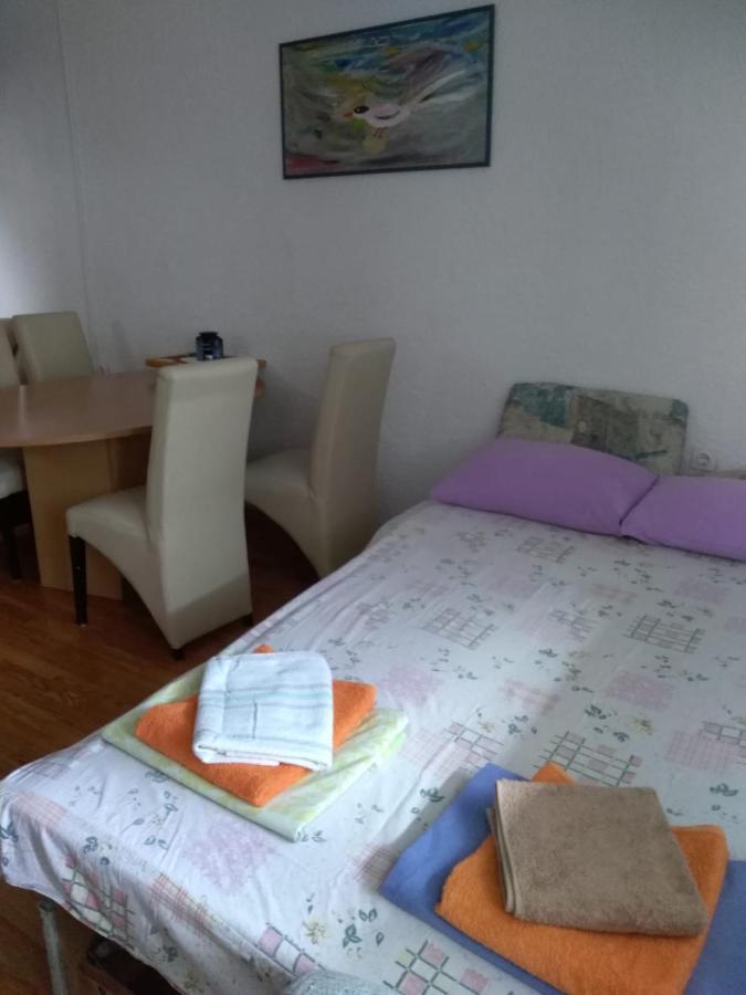 Apartment Busljeta Starigrad Paklenica Extérieur photo