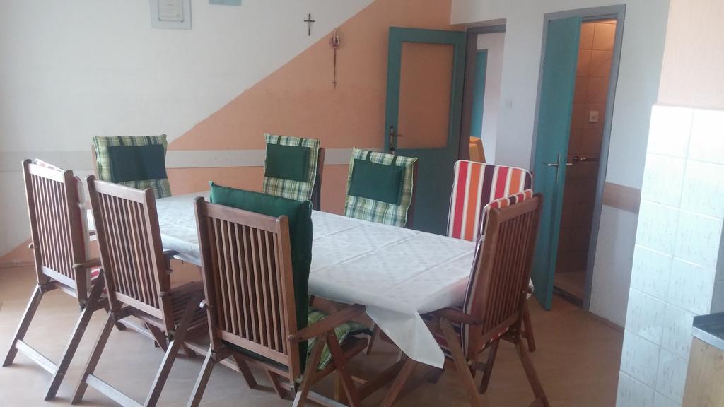 Apartment Busljeta Starigrad Paklenica Extérieur photo