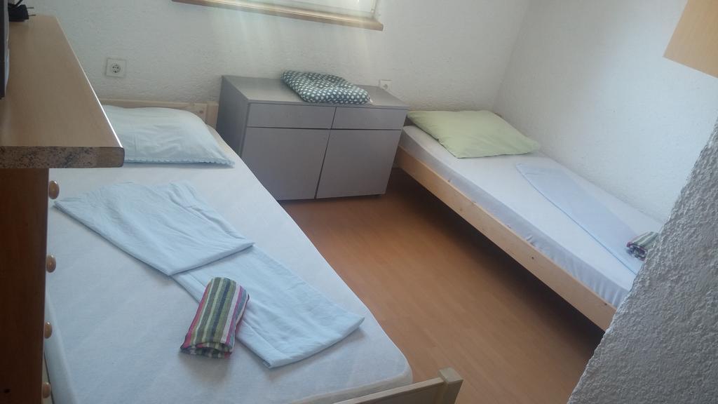 Apartment Busljeta Starigrad Paklenica Extérieur photo