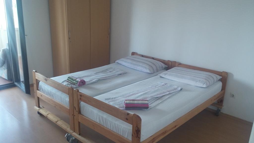 Apartment Busljeta Starigrad Paklenica Extérieur photo