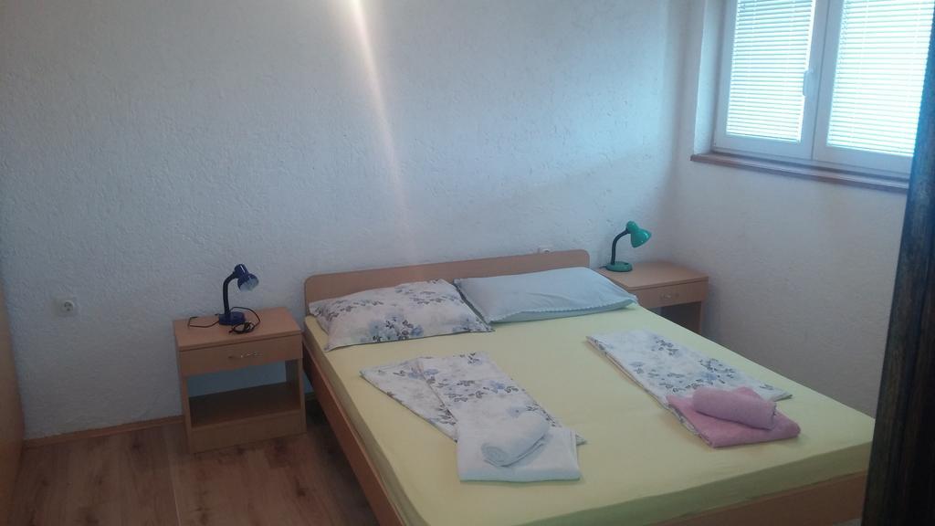 Apartment Busljeta Starigrad Paklenica Extérieur photo